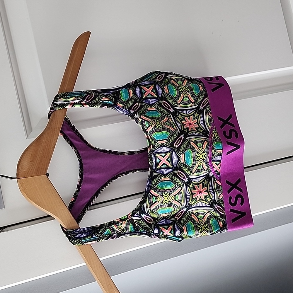 Victoria Secret VSX SPORT multi colored purple/black sports bra!